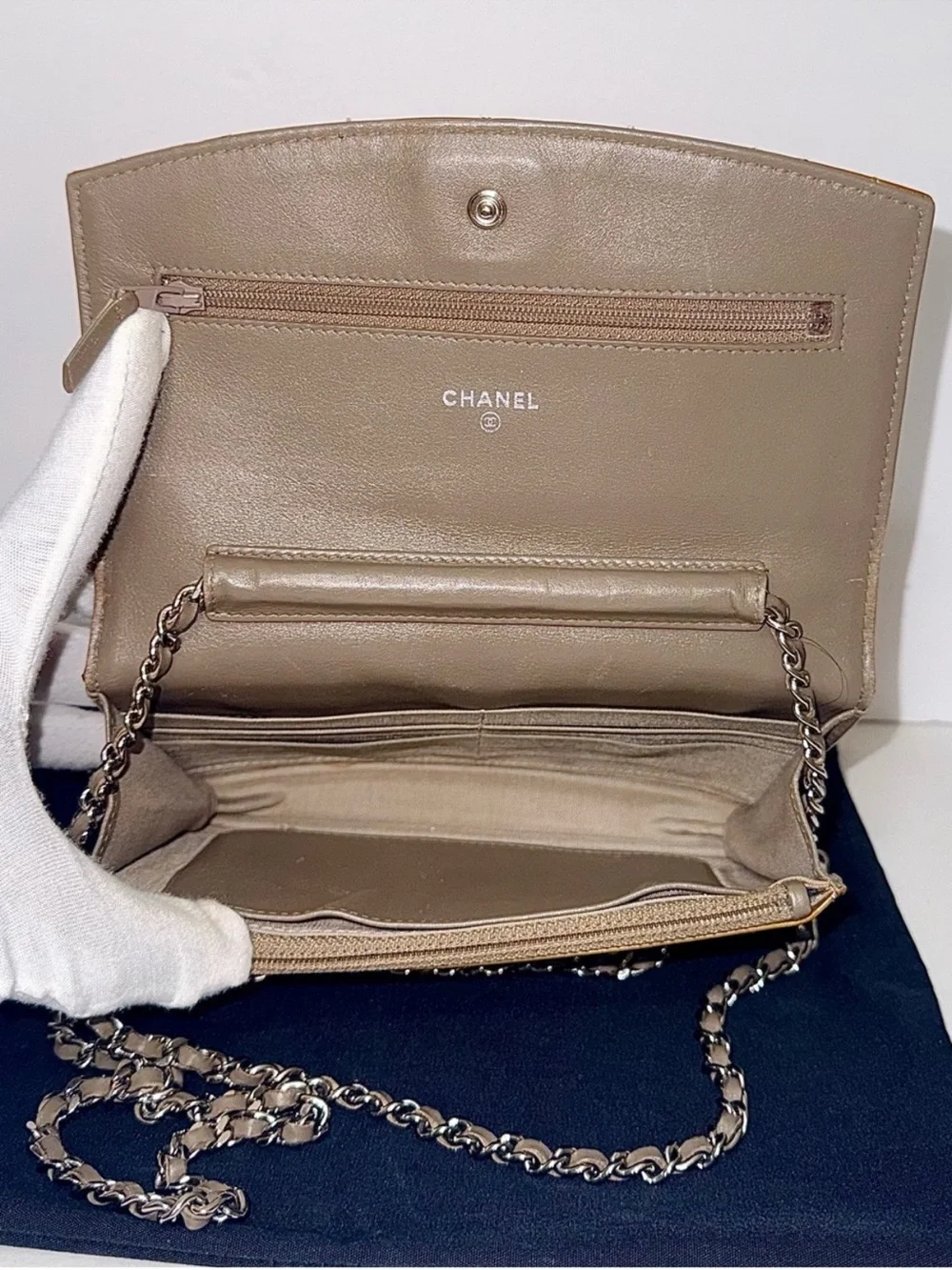 CHANEL Metallic Champagne Gold Quilted Patent Leather Crossbody AUTHENTIC